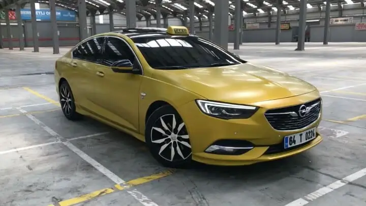 Uşak Taksi – Geniş Donanımlı ve Konforlu Araçlar